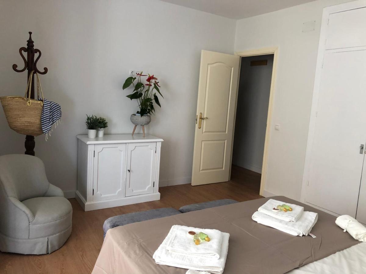 Malaga Playa Centro Ideal Familia Y Amigos المظهر الخارجي الصورة