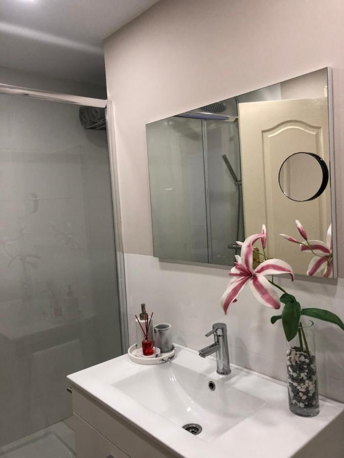 Malaga Playa Centro Ideal Familia Y Amigos المظهر الخارجي الصورة